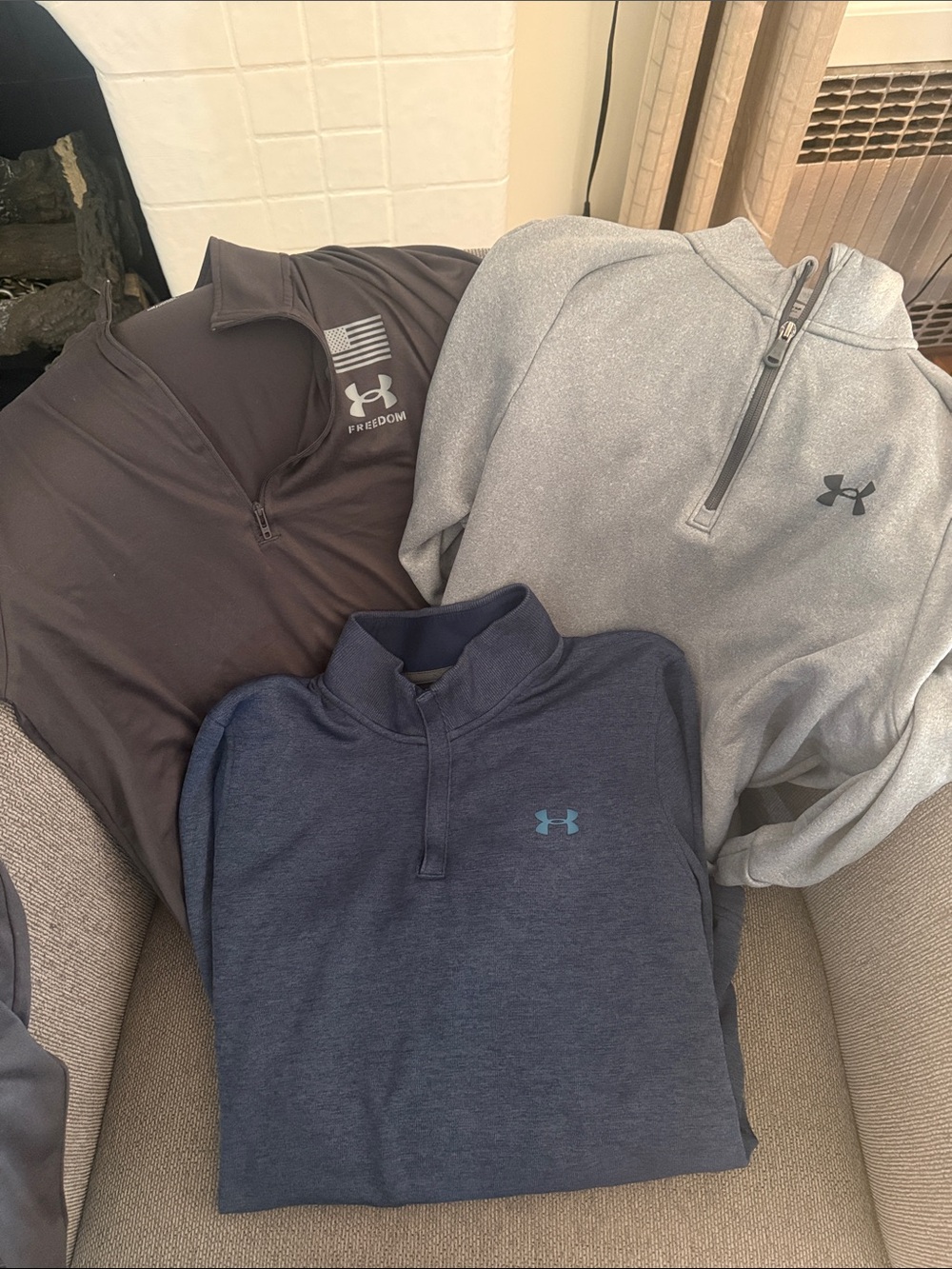 Under Armour Men's 1/4 Zip Pullover - Navy, Gray, Black all 3 no stains!